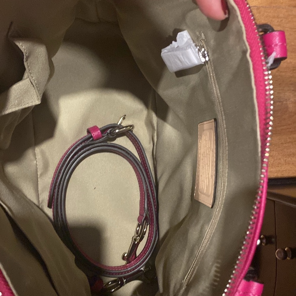 Coach pink handbag purse NWT - Picture 3 of 4